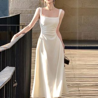 Flowy Sleeveless Solid White Dress